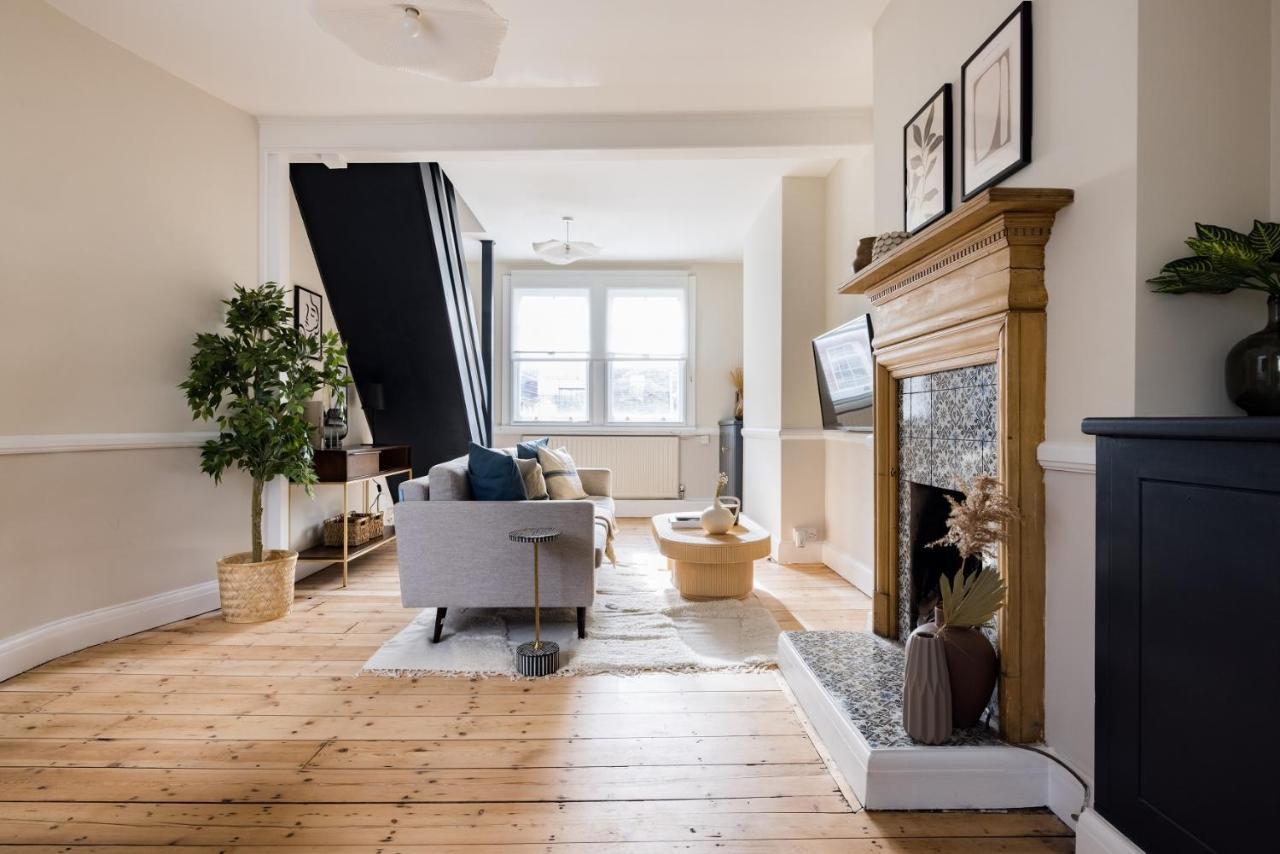 The London Bridge Escape - Stylish 2Bdr House In The Heart Of London Apartment ภายนอก รูปภาพ