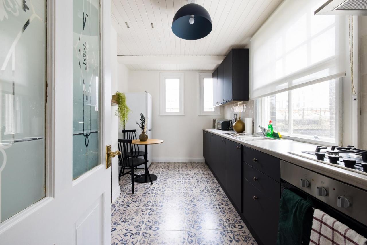 The London Bridge Escape - Stylish 2Bdr House In The Heart Of London Apartment ภายนอก รูปภาพ