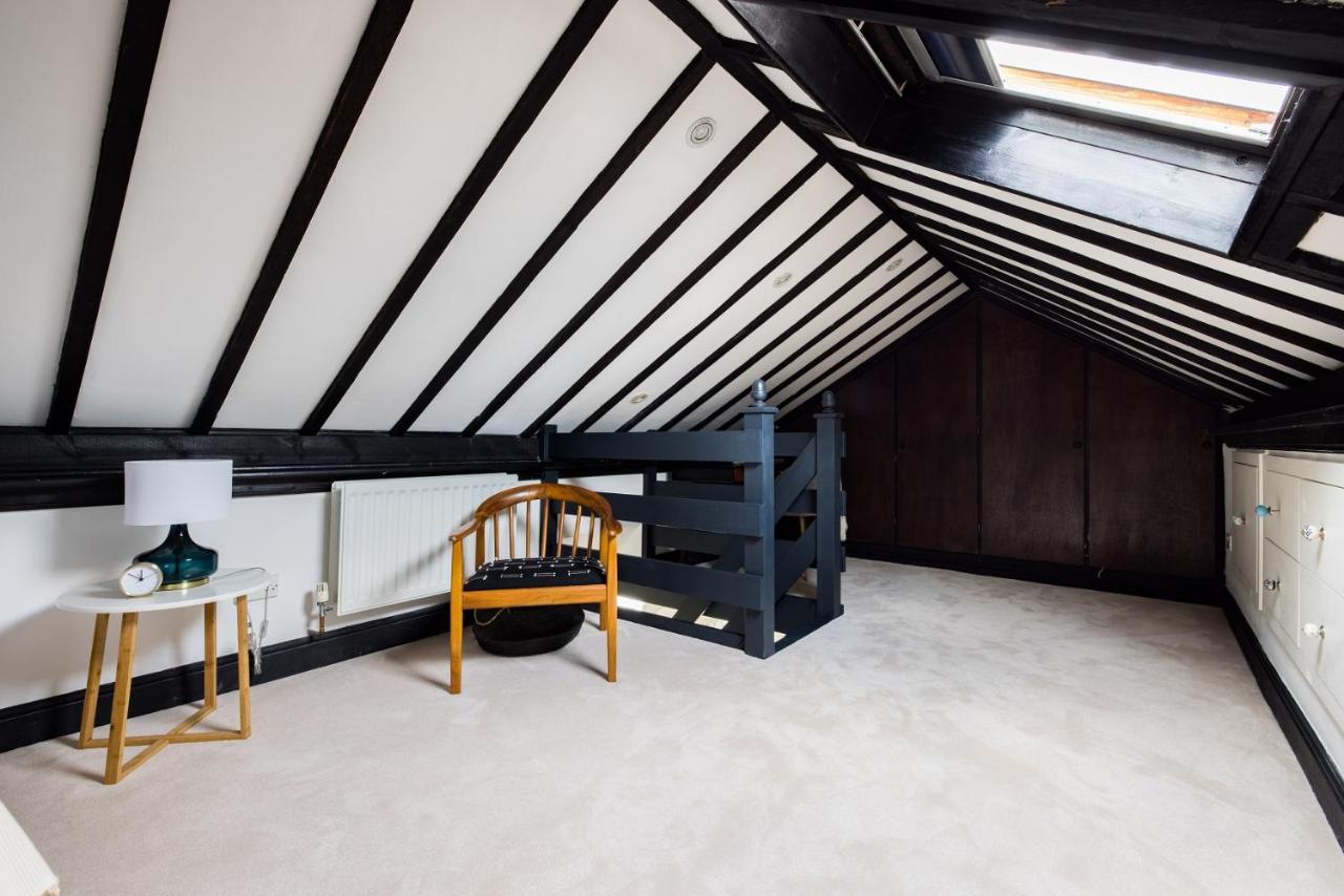 The London Bridge Escape - Stylish 2Bdr House In The Heart Of London Apartment ภายนอก รูปภาพ