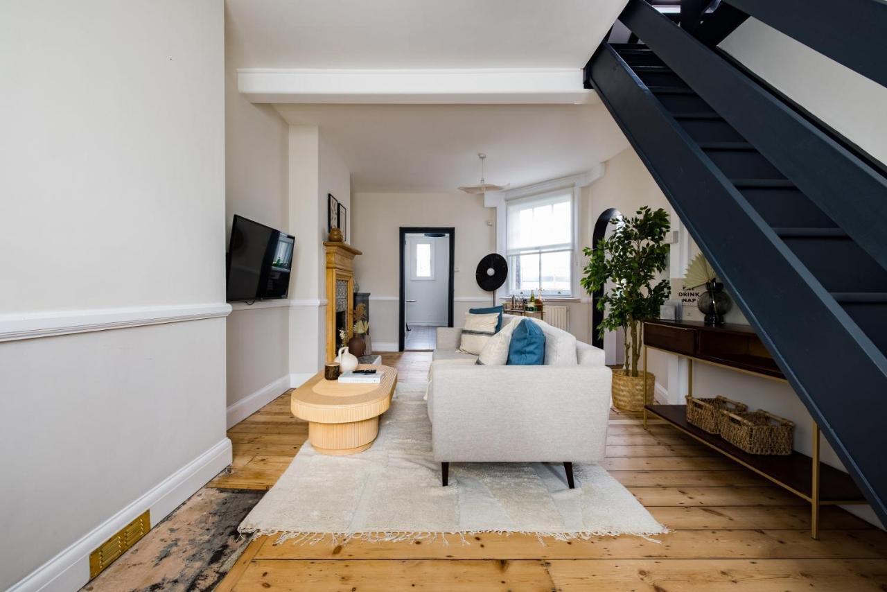 The London Bridge Escape - Stylish 2Bdr House In The Heart Of London Apartment ภายนอก รูปภาพ